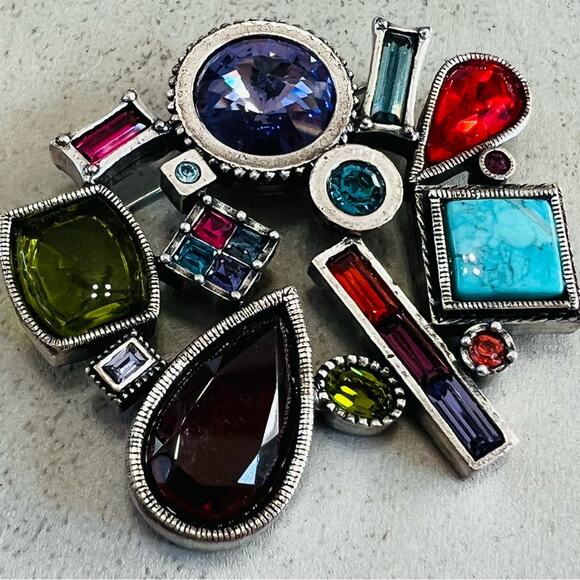 Patricia Locke 2012 Synthesis Crystal Brooch - Picture 10 of 16